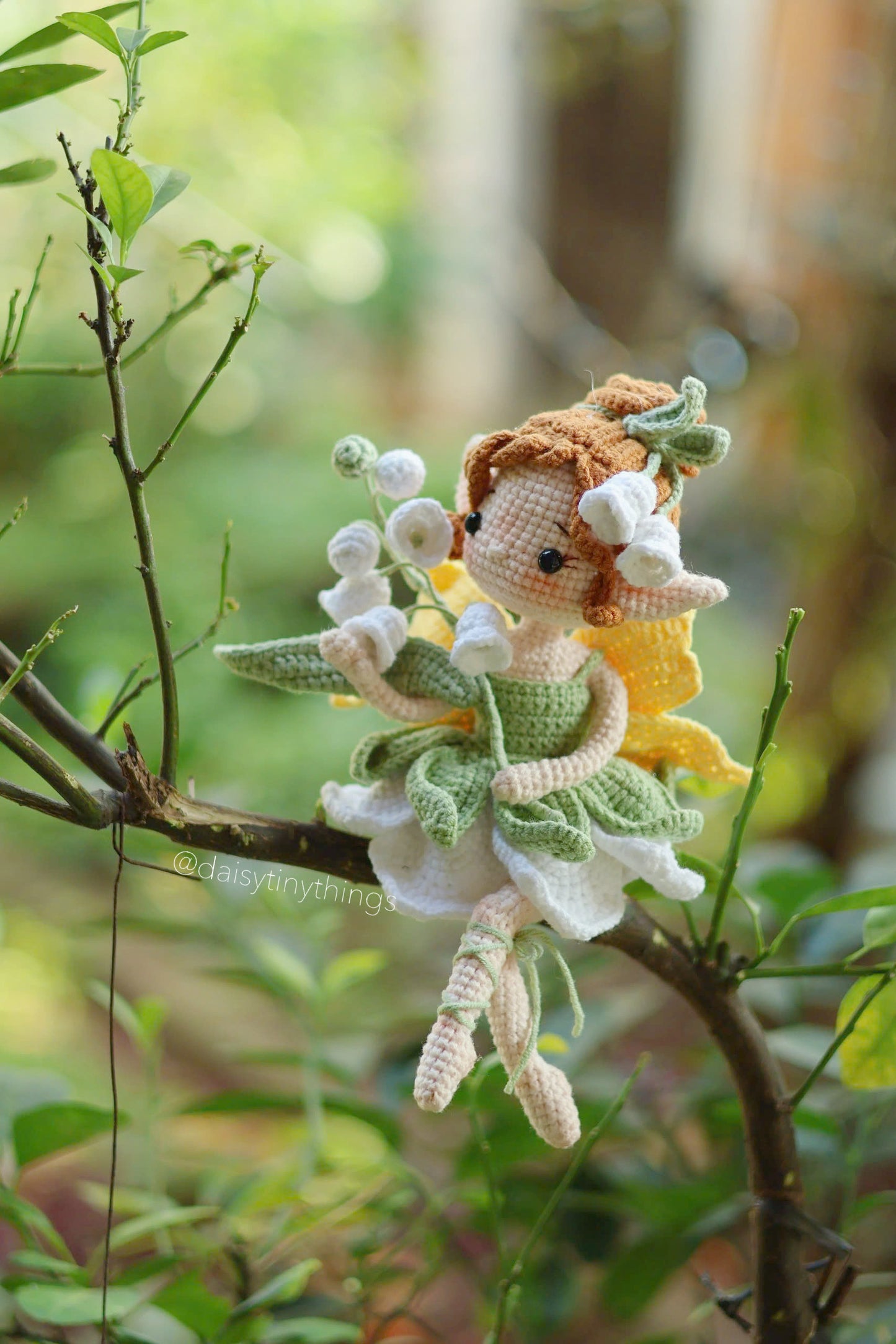 Lily of the Valley Fairy doll in English, French, German, Espanol