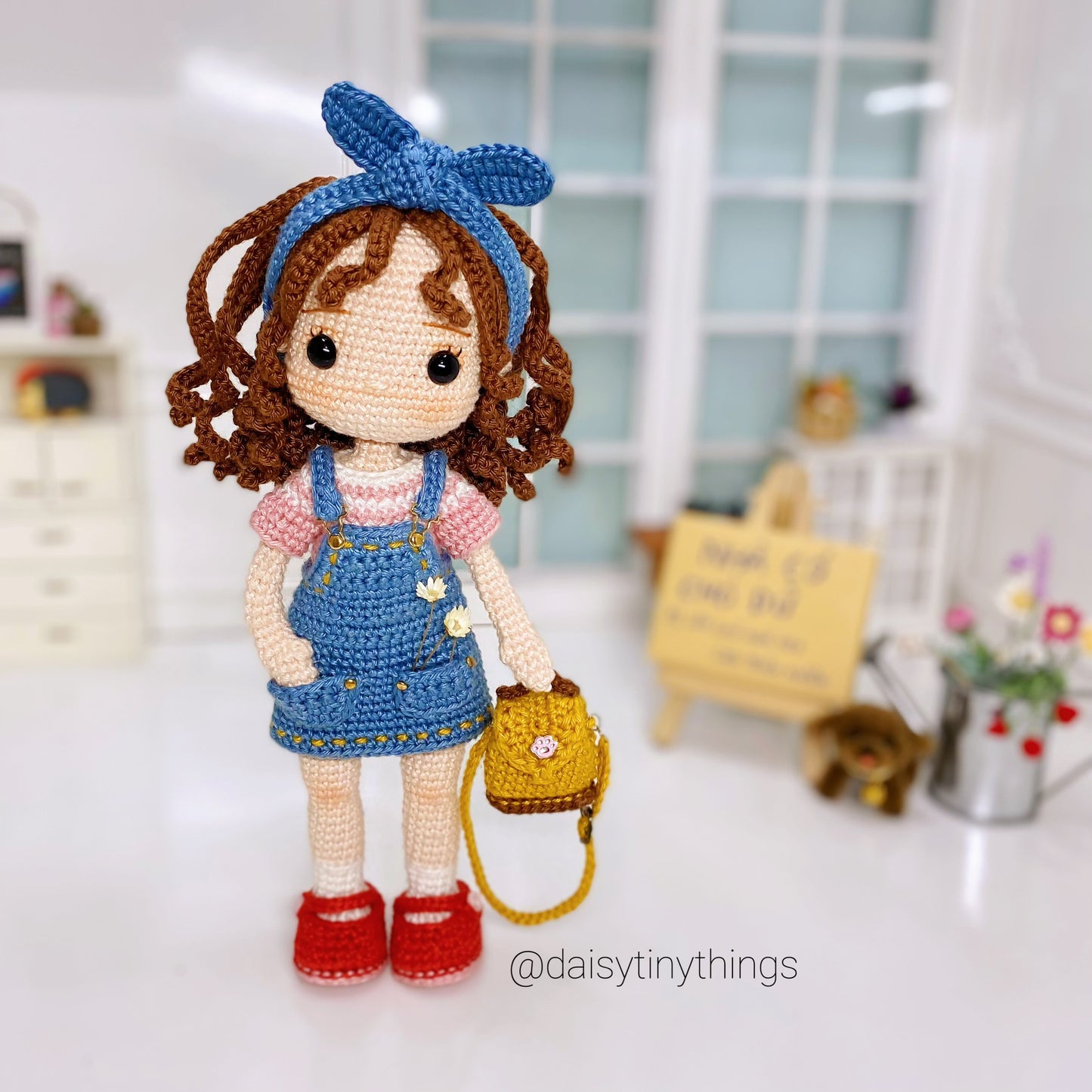 Jenny doll (US term)