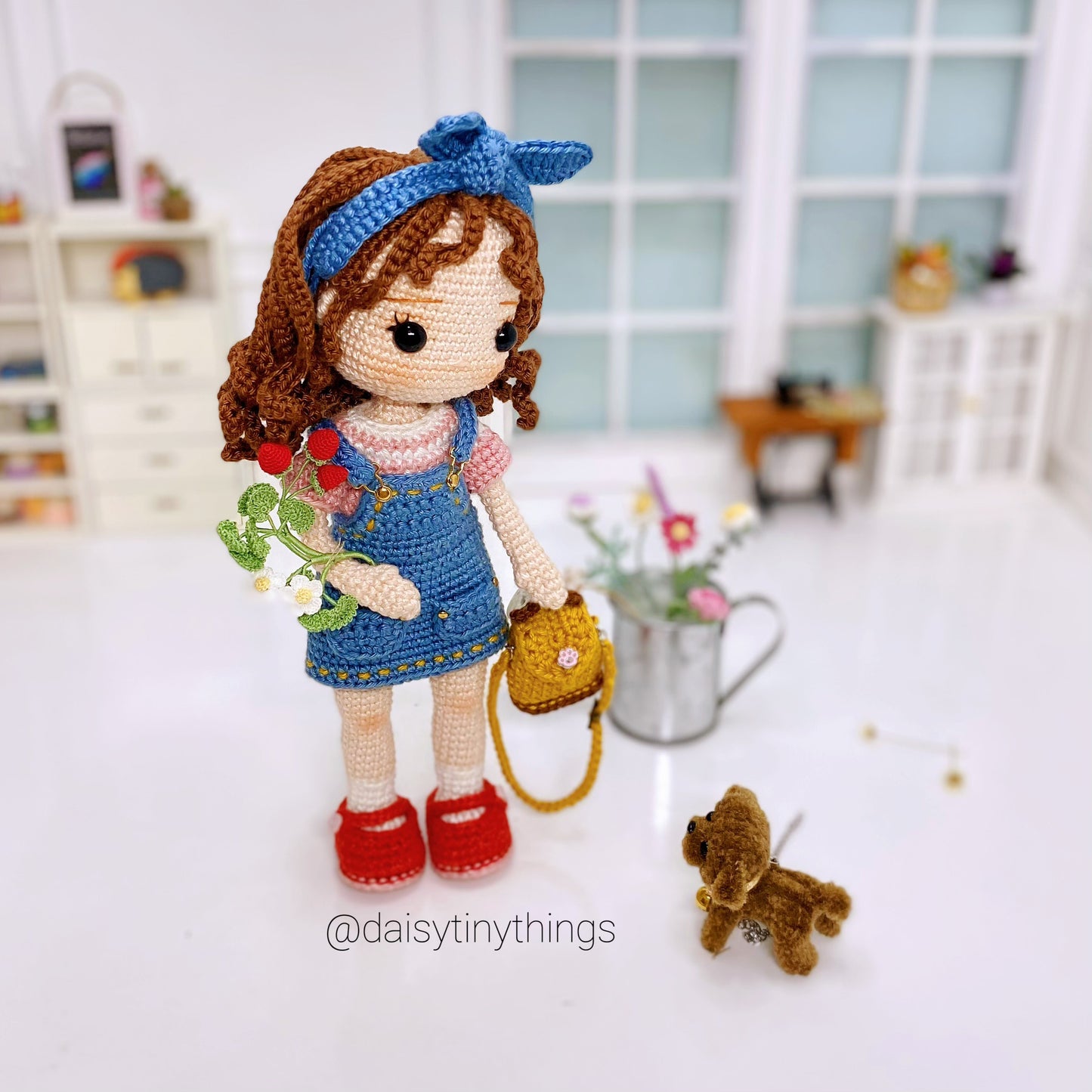 Jenny doll (US term)